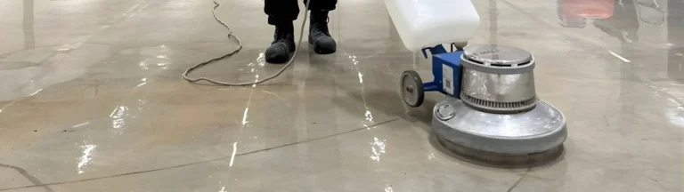 Reinigungsfirma: Bodenbeschichtungen vom Profi